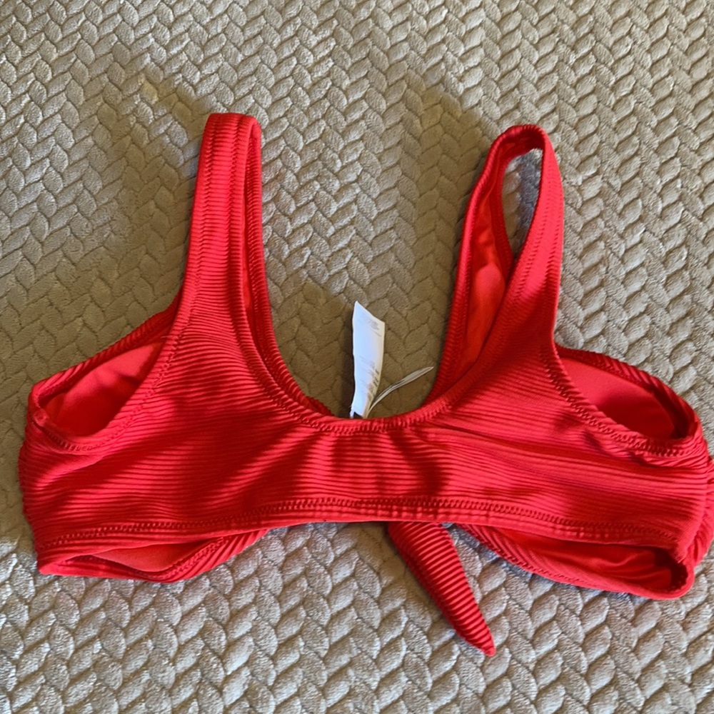 Red cupshe bikini - Picture 4 of 6